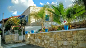 Tzionis Holidays Stonehouse